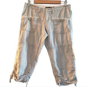 Prana cream lightweight Yoga outdoor cargo crop pants. Size 2